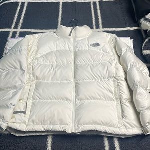 North face puffer jacket 700